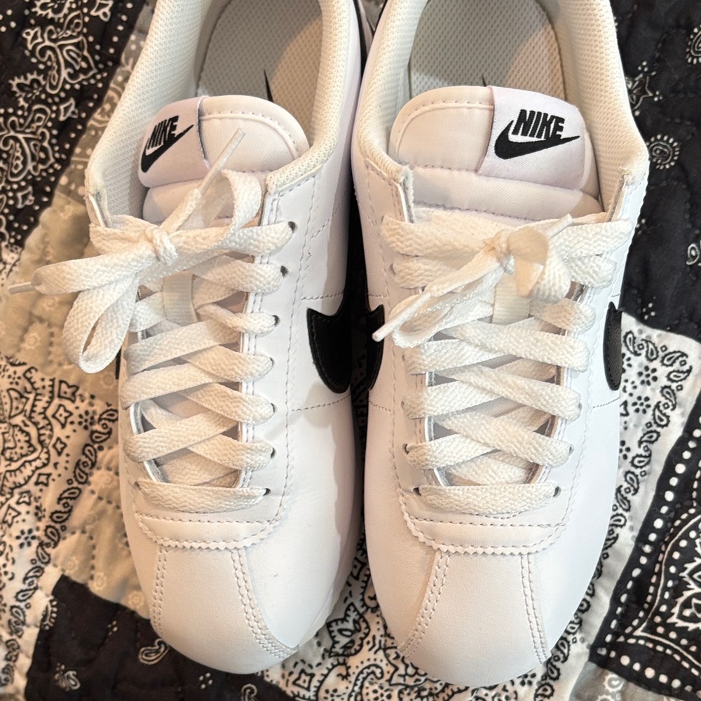 Nike Classic Cortez Leather Sneakers - White/Black - Picture 7 of 8
